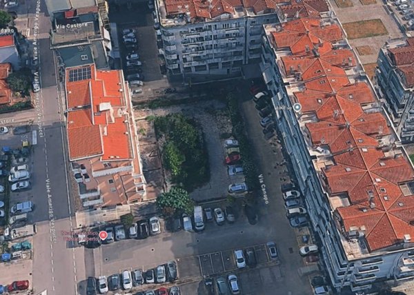 box auto in vendita a Chioggia in zona Sottomarina