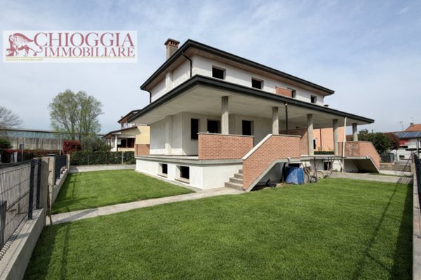 casa indipendente in vendita a Chioggia in zona Valli