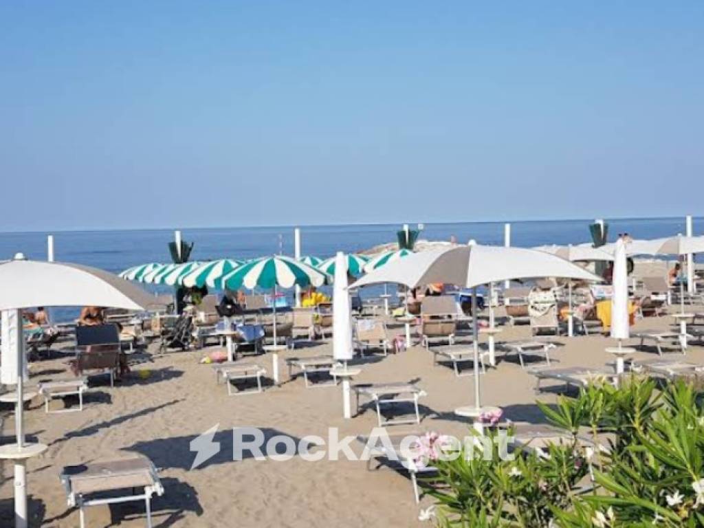 negozio in vendita a Chioggia in zona Cà Lino