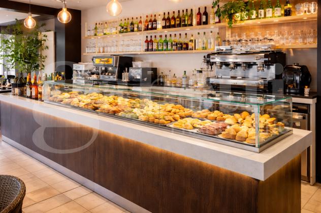 negozio in vendita a Chioggia in zona Sottomarina