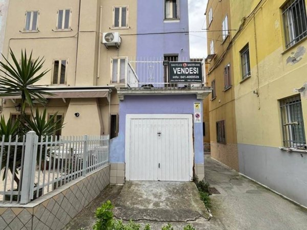 casa indipendente in vendita a Chioggia in zona Sottomarina