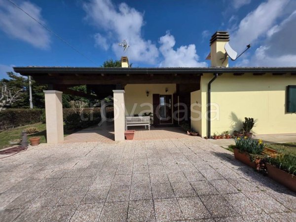 casa indipendente in vendita a Chioggia in zona Valli