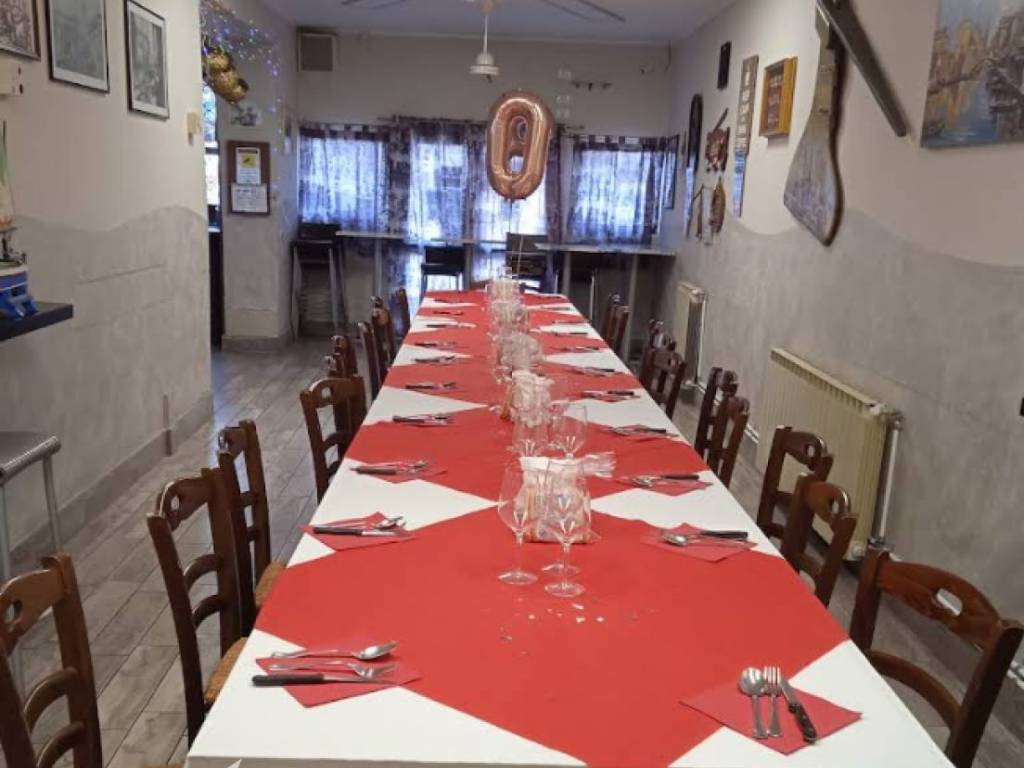 negozio in vendita a Chioggia in zona Cavanella d'Adige