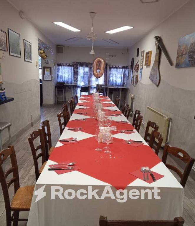 negozio in vendita a Chioggia in zona Cavanella d'Adige