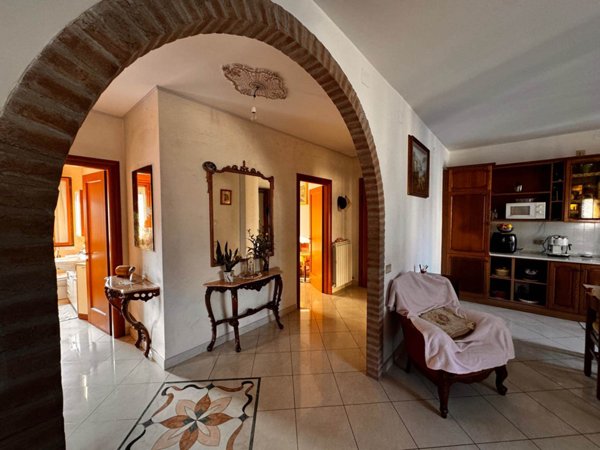 appartamento in vendita a Chioggia in zona Sottomarina