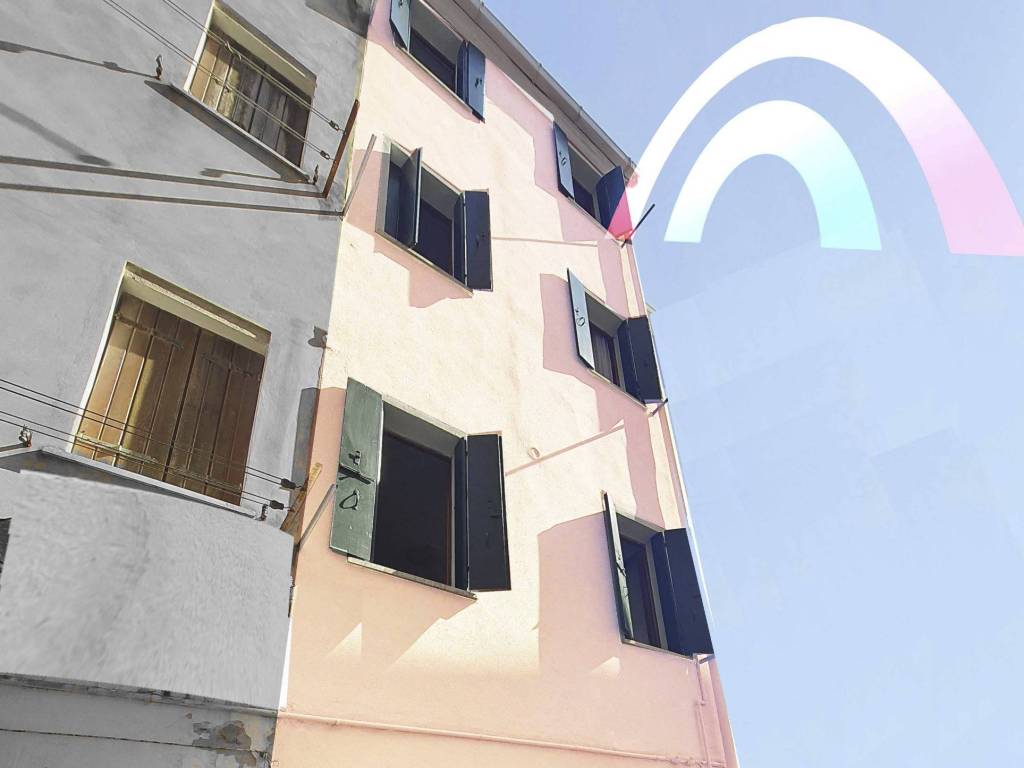casa indipendente in vendita a Chioggia in zona Sottomarina