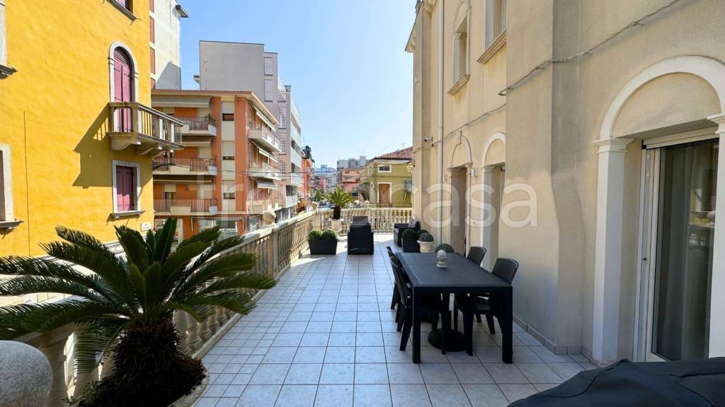 casa indipendente in vendita a Chioggia in zona Sottomarina