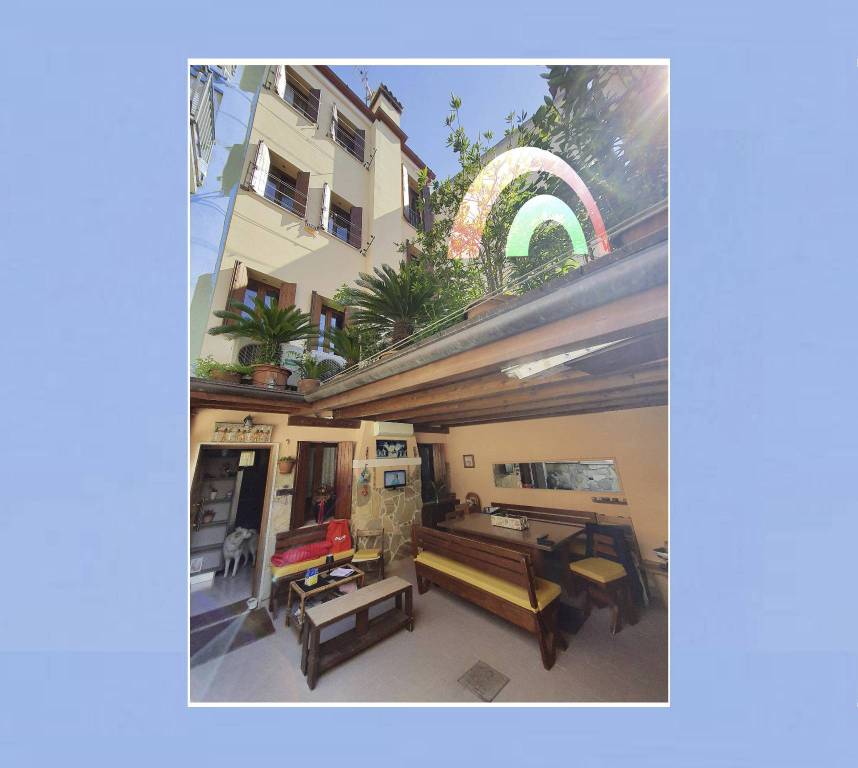 casa indipendente in vendita a Chioggia in zona Sottomarina