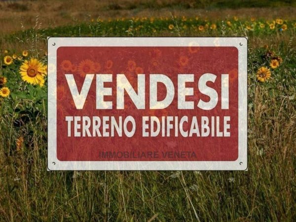 terreno edificabile in vendita a Chioggia in zona Borgo San Giovanni