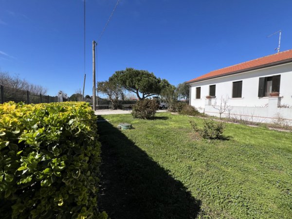 casa indipendente in vendita a Chioggia in zona Sottomarina