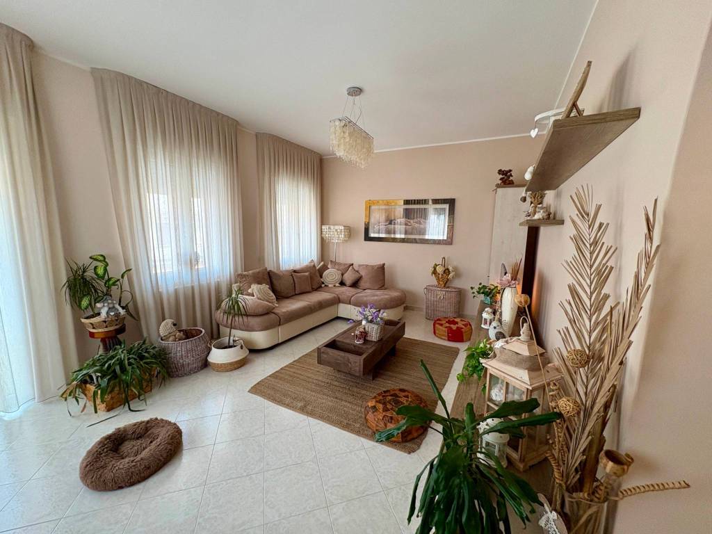 appartamento in vendita a Chioggia in zona Sottomarina