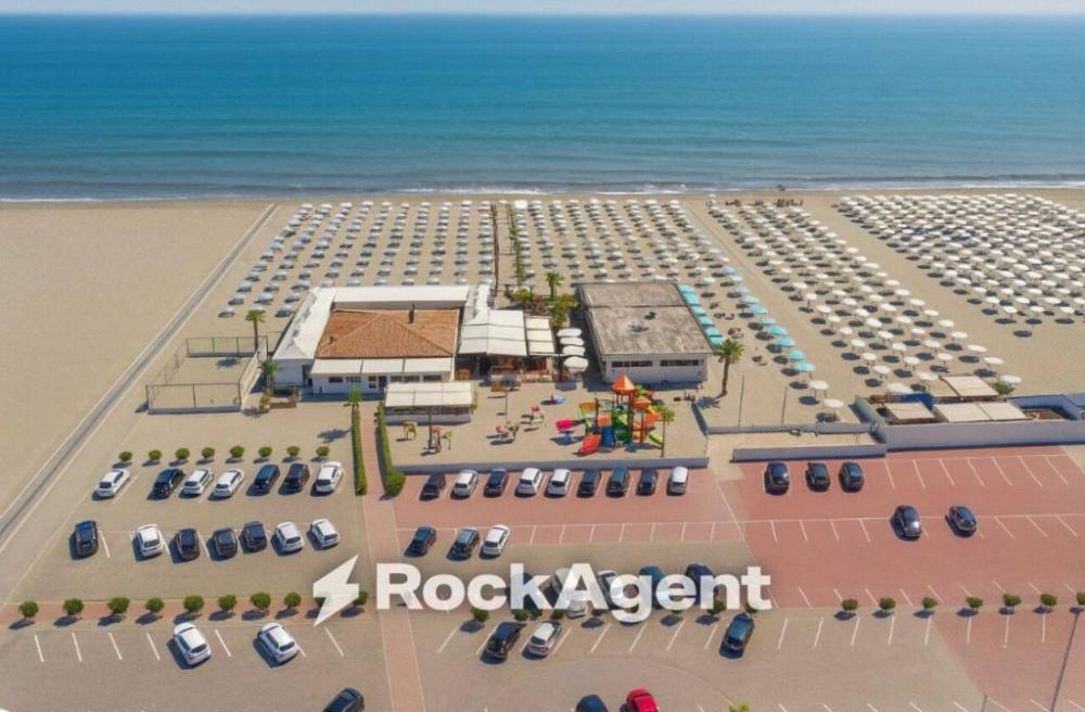 negozio in vendita a Chioggia in zona Sottomarina