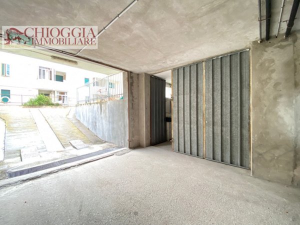 locale di sgombero in vendita a Chioggia in zona Sottomarina