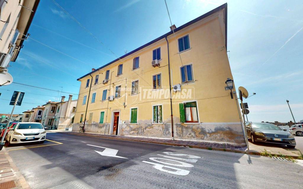 appartamento in vendita a Chioggia in zona Sottomarina