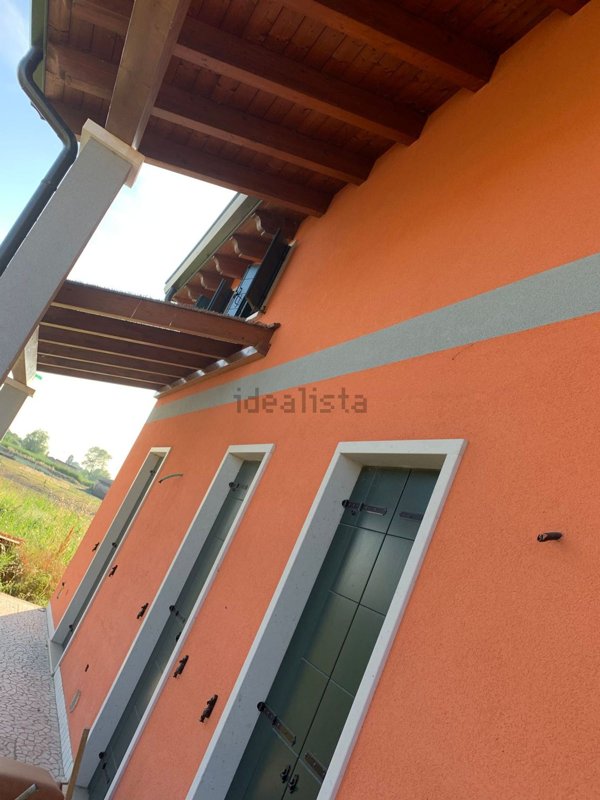 casa indipendente in vendita a Chioggia in zona Brondolo