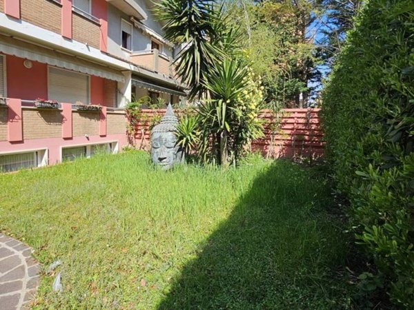 casa indipendente in vendita a Chioggia in zona Sottomarina