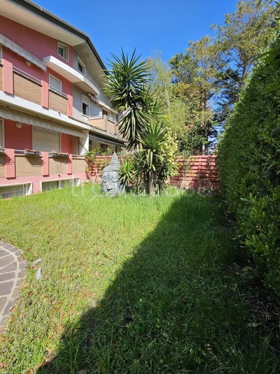 casa indipendente in vendita a Chioggia in zona Sottomarina