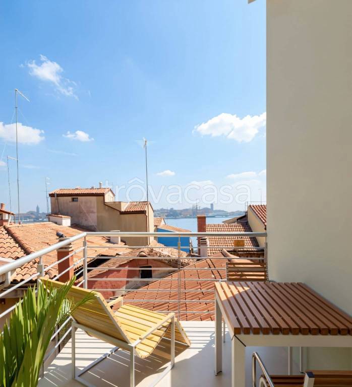 appartamento in vendita a Chioggia in zona Sottomarina