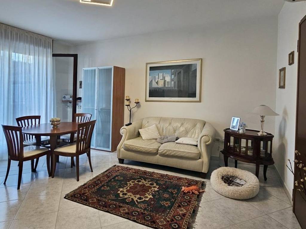 appartamento in vendita a Chioggia in zona Sottomarina