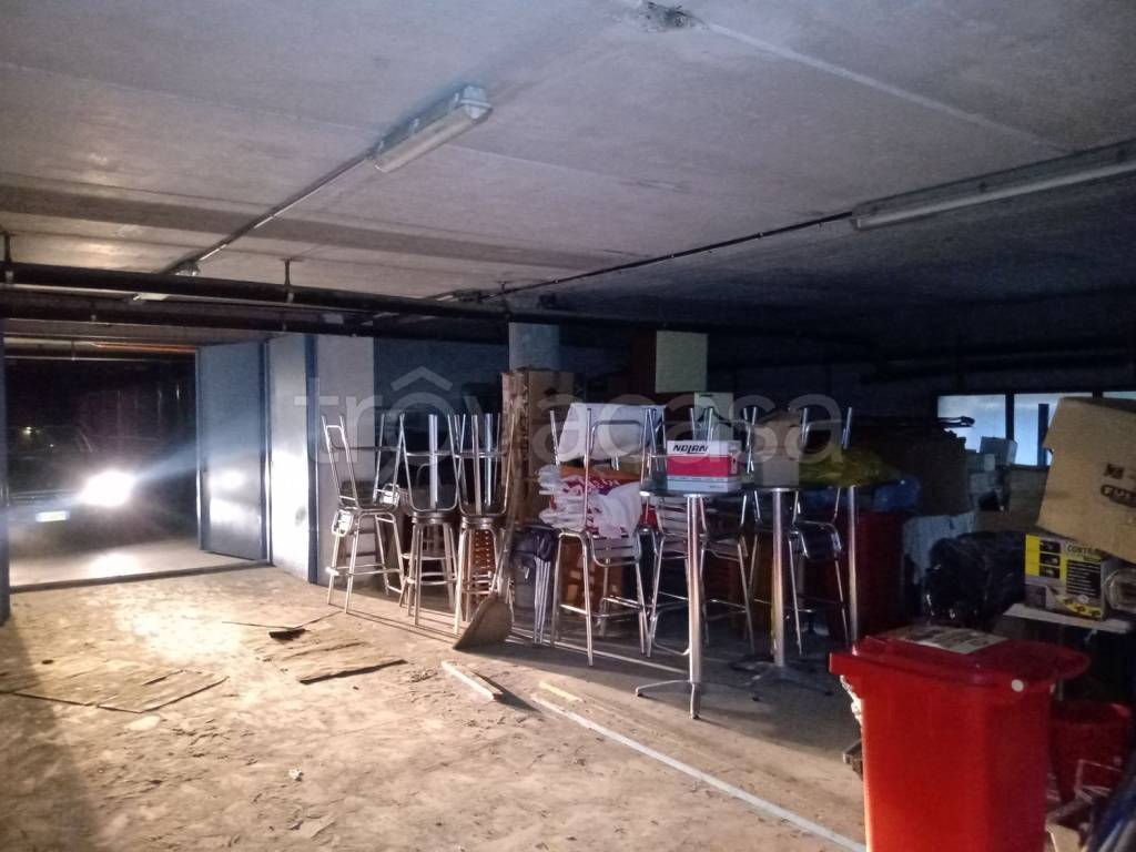 negozio in vendita a Chioggia in zona Sottomarina
