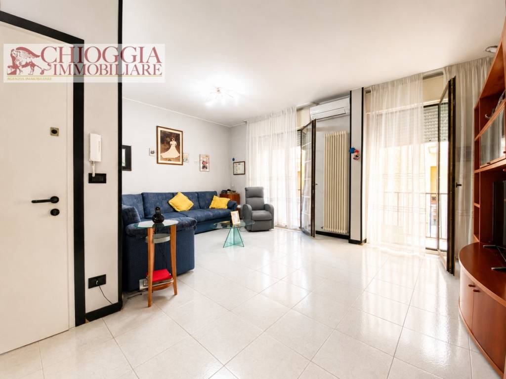 appartamento in vendita a Chioggia in zona Sottomarina
