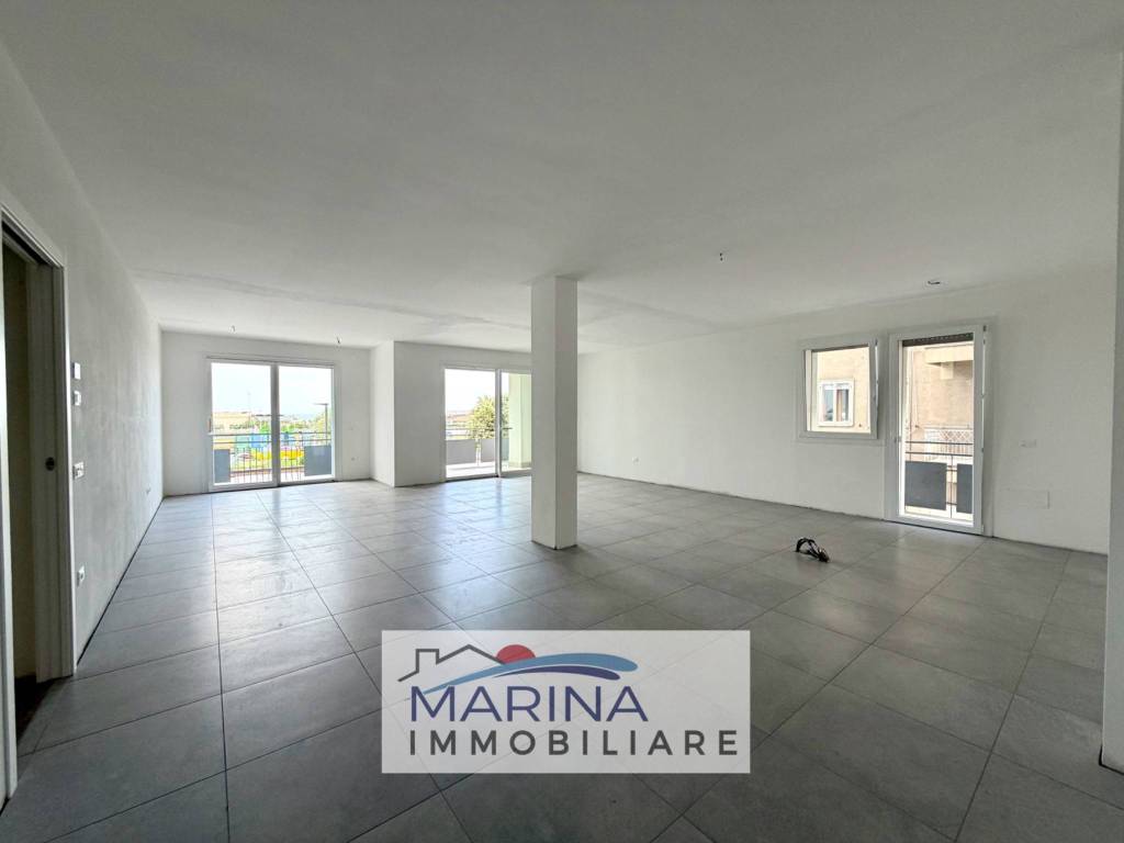 appartamento in vendita a Chioggia in zona Sottomarina