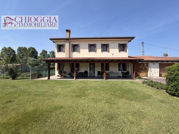 appartamento in vendita a Chioggia in zona Cà Lino