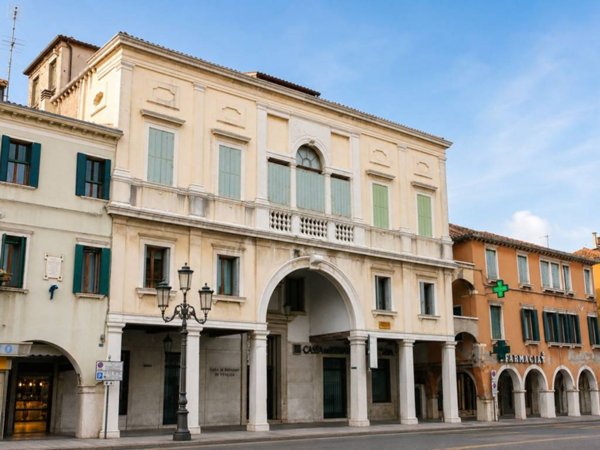 intera palazzina in vendita a Chioggia