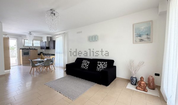 casa indipendente in vendita a Chioggia in zona Sottomarina