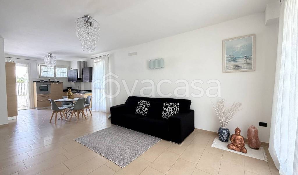 casa indipendente in vendita a Chioggia in zona Sottomarina