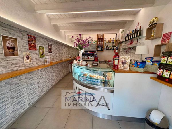 negozio in vendita a Chioggia in zona Sottomarina