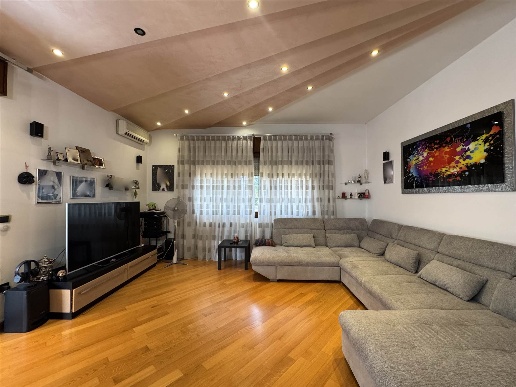 casa indipendente in vendita a Chioggia in zona Sottomarina