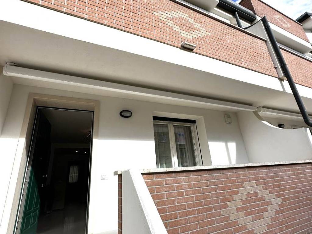 casa indipendente in vendita a Chioggia in zona Brondolo