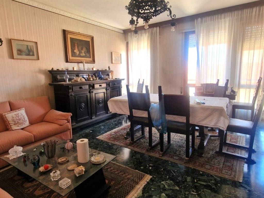 appartamento in vendita a Chioggia in zona Sottomarina