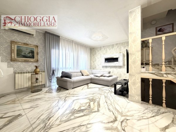 casa indipendente in vendita a Chioggia in zona Sottomarina