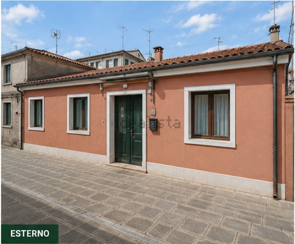 appartamento in vendita a Chioggia in zona Sottomarina