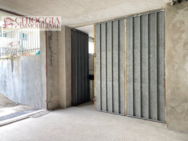locale di sgombero in vendita a Chioggia in zona Sottomarina