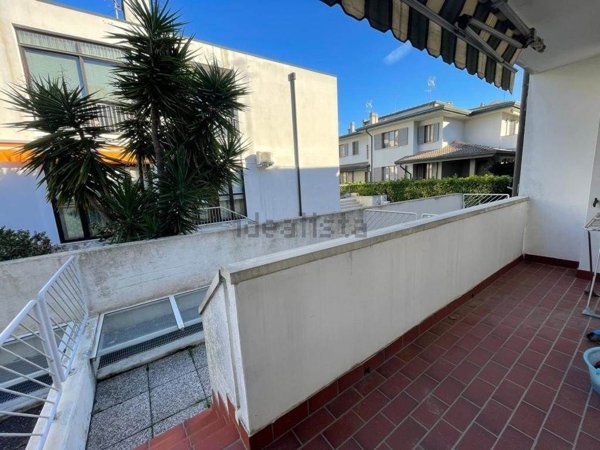 casa indipendente in vendita a Chioggia in zona Sottomarina