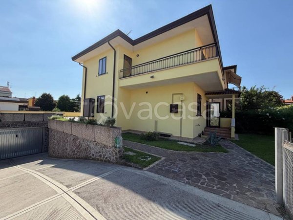 casa indipendente in vendita a Chioggia in zona Sant'Anna di Chioggia