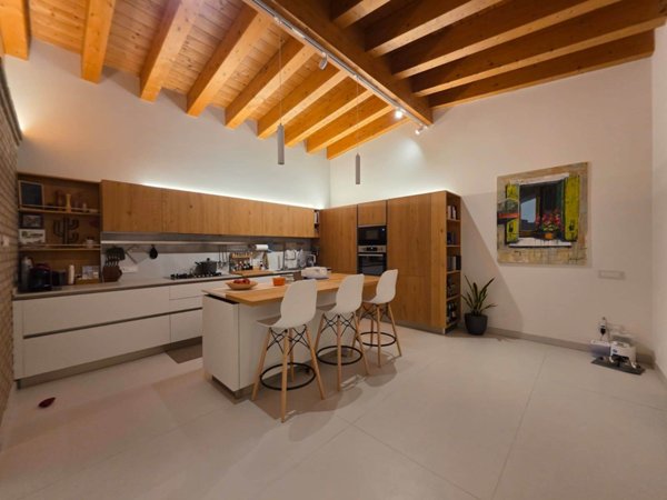 casa indipendente in vendita a Chioggia in zona Brondolo