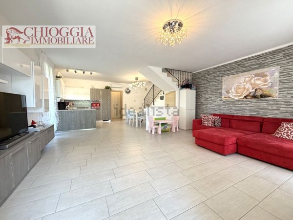 casa indipendente in vendita a Chioggia