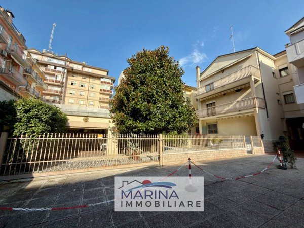 casa indipendente in vendita a Chioggia in zona Sottomarina