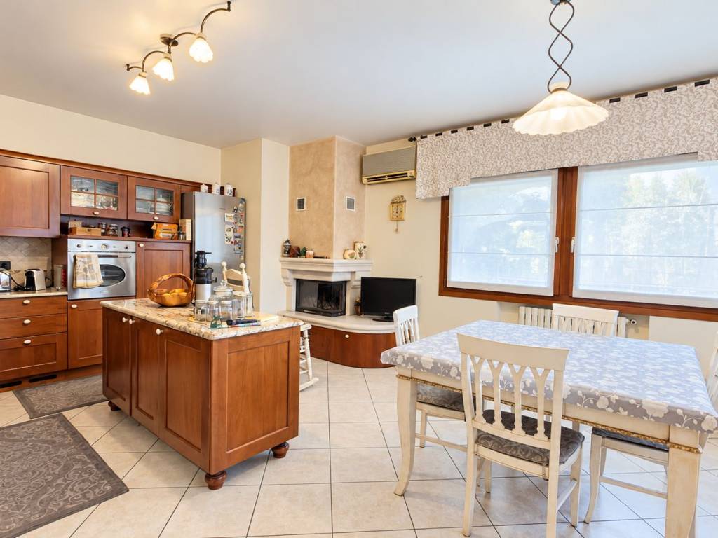 casa indipendente in vendita a Chioggia in zona Sant'Anna di Chioggia