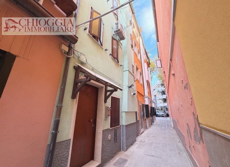 casa indipendente in vendita a Chioggia in zona Sottomarina