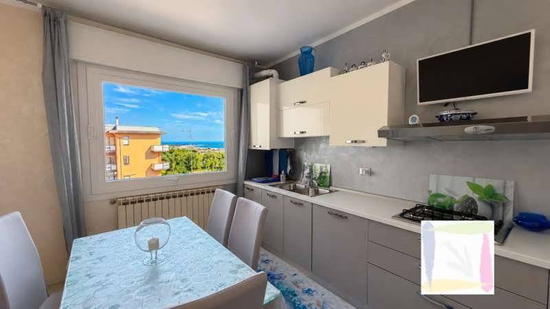 appartamento in vendita a Chioggia in zona Sottomarina