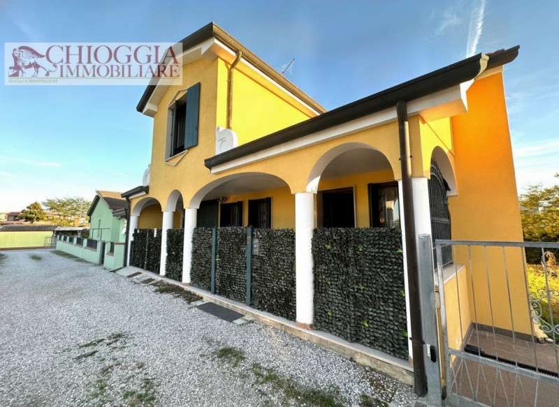 casa indipendente in vendita a Chioggia in zona Sant'Anna di Chioggia