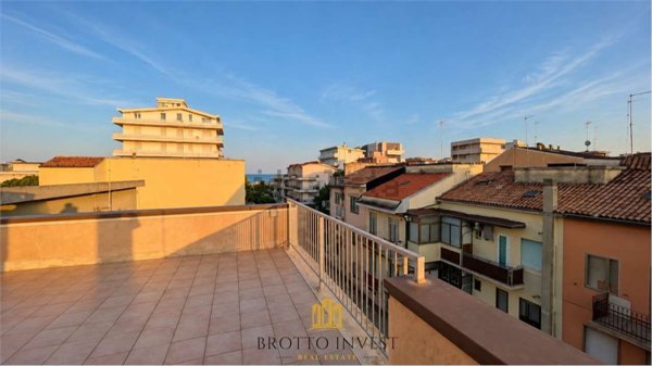 appartamento in vendita a Chioggia in zona Sottomarina