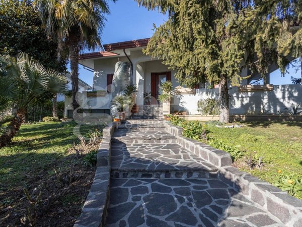 casa indipendente in vendita a Cinto Caomaggiore