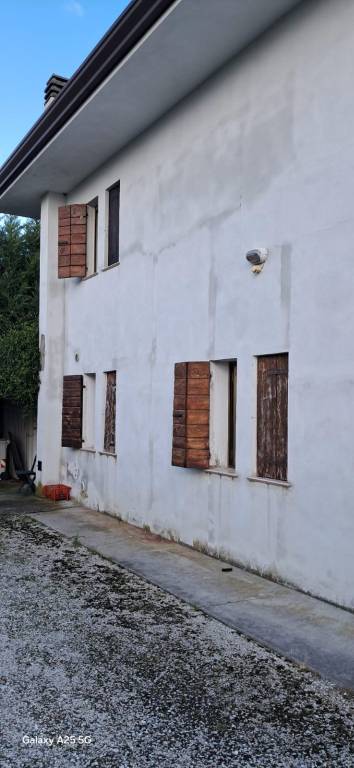 casa indipendente in vendita a Cinto Caomaggiore in zona Settimo