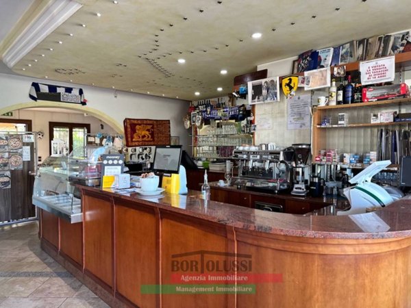 negozio in vendita a Cinto Caomaggiore